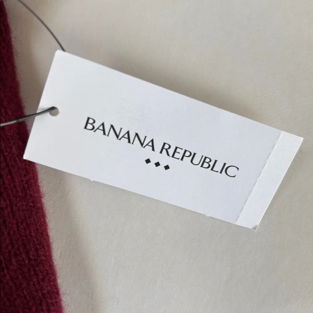 Banana Republic Soft Cotton Wool Burgundy Vneck Sweater Work Casual Men’s Medium